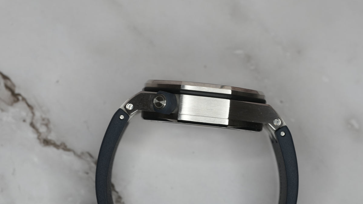 Audemars Piguet Royal Oak Offshore Diver - 15710ST.OO.A027CA.01