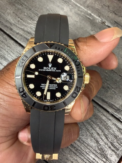 Rolex Yacht-Master 42 226658 – 18k Yellow Gold – Full Set
